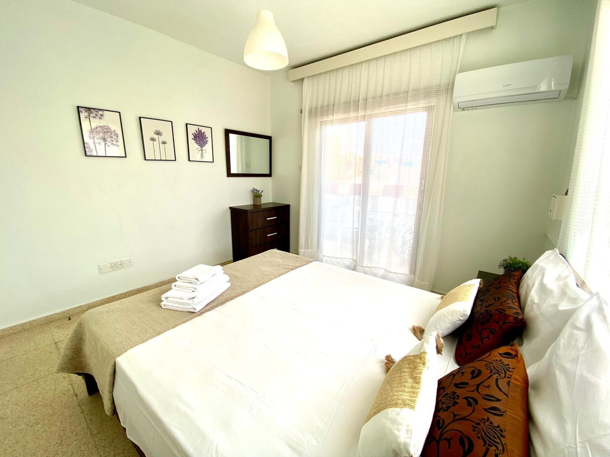 Apt On The Street Of Bars&Nightclubs In Ayia Napa 11 아파트 외부 사진