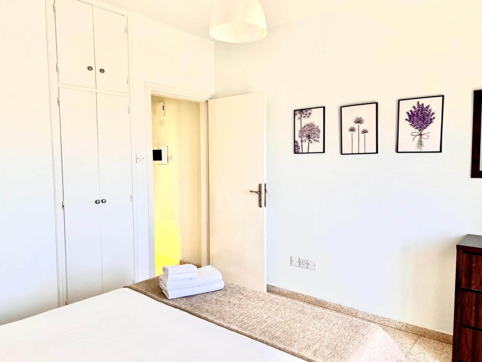 Apt On The Street Of Bars&Nightclubs In Ayia Napa 11 아파트 외부 사진