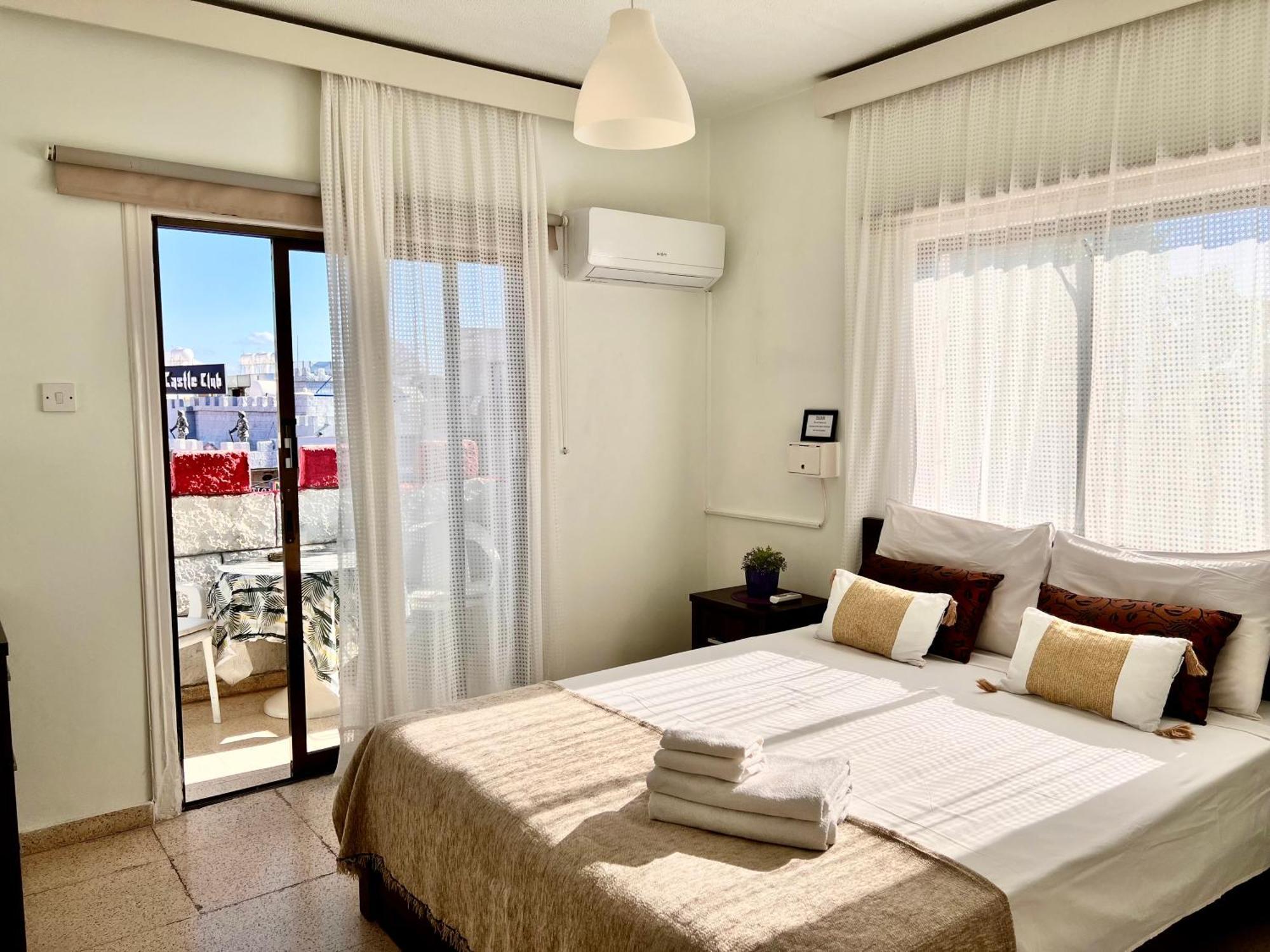 Apt On The Street Of Bars&Nightclubs In Ayia Napa 11 아파트 외부 사진