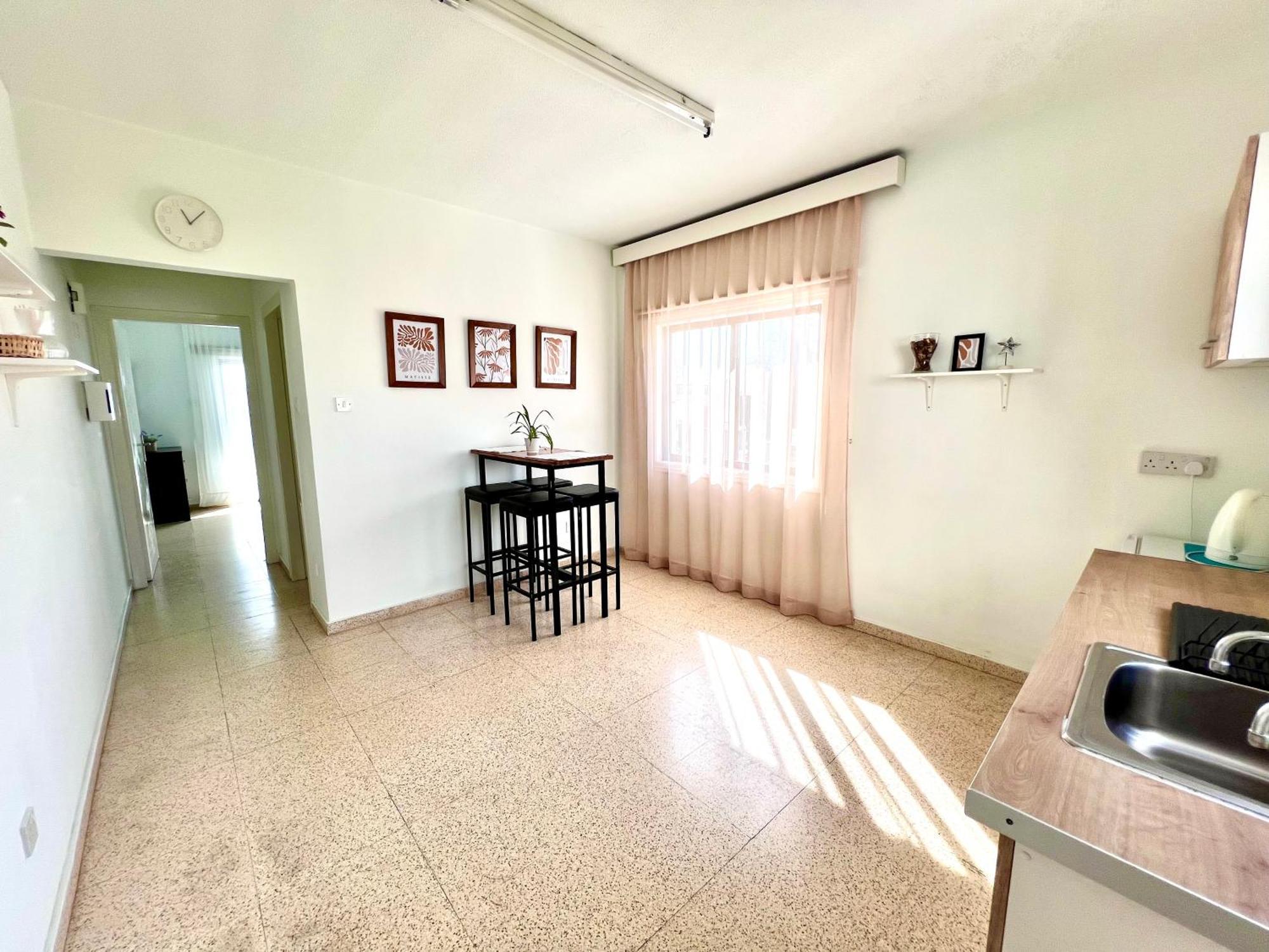 Apt On The Street Of Bars&Nightclubs In Ayia Napa 11 아파트 외부 사진