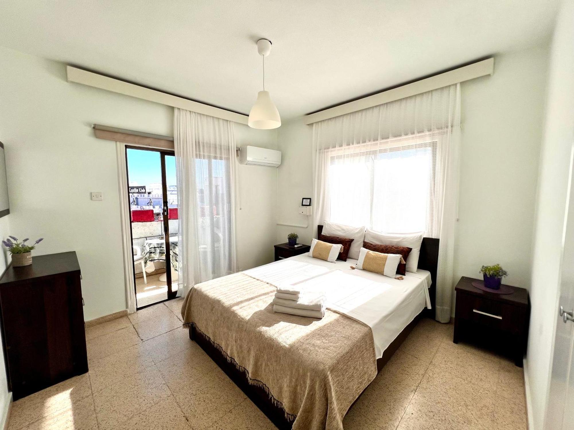 Apt On The Street Of Bars&Nightclubs In Ayia Napa 11 아파트 외부 사진